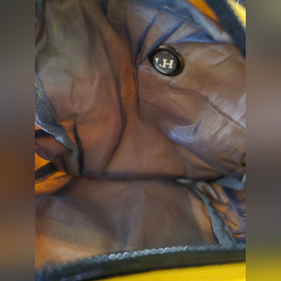 Yellow Satchel Sports Bag - Picture 4 of 4